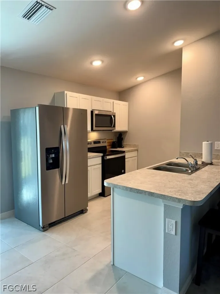 3003 NW 6th Place Cape Coral FL 33993