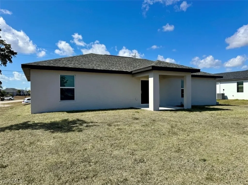 3003 NW 6th Place Cape Coral FL 33993