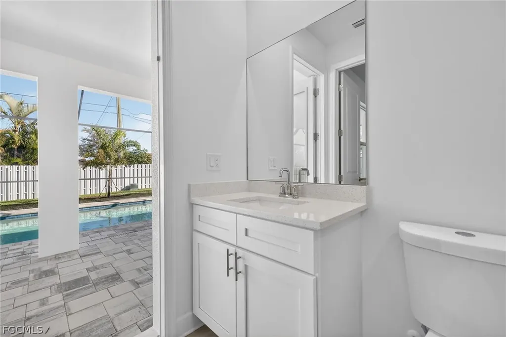 1141 SE 35th Street Cape Coral FL 33904
