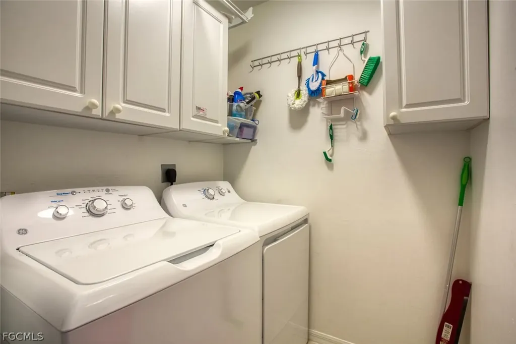 10230 Washingtonia Palm Way Fort Myers FL 33966
