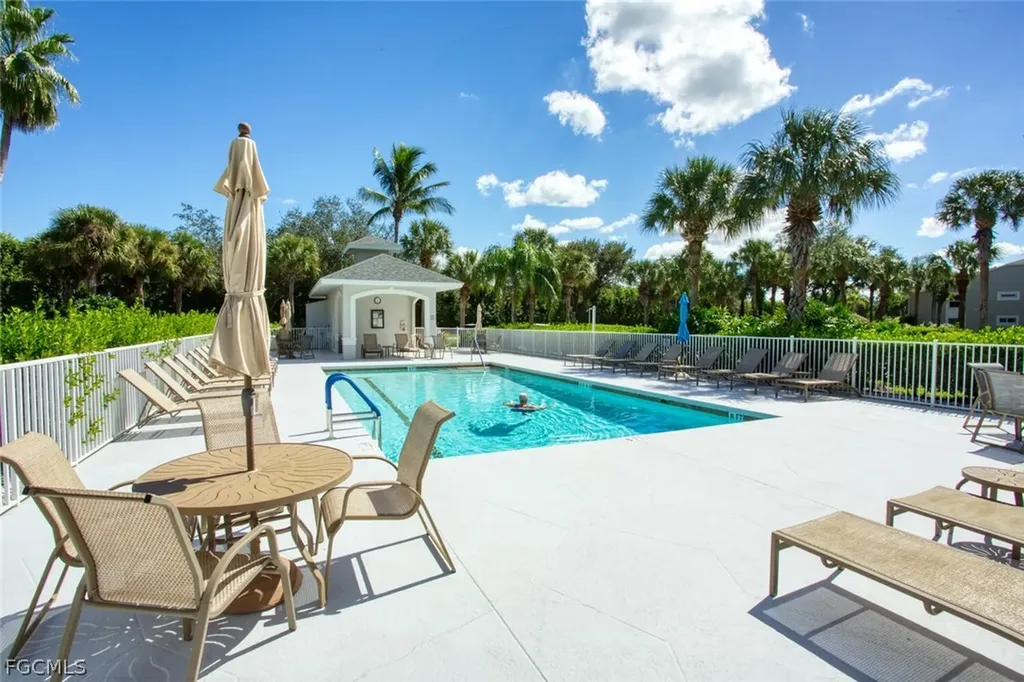 10230 Washingtonia Palm Way Fort Myers FL 33966