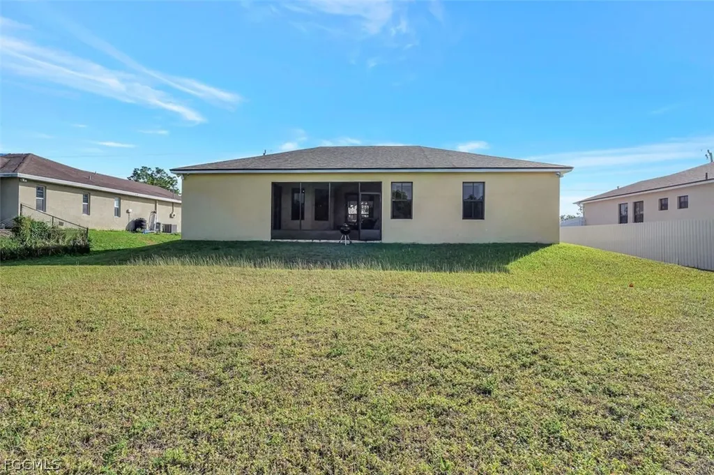 3806 35th Street SW Lehigh Acres FL 33976