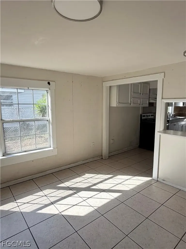 3768 Desoto Avenue Fort Myers FL 33916