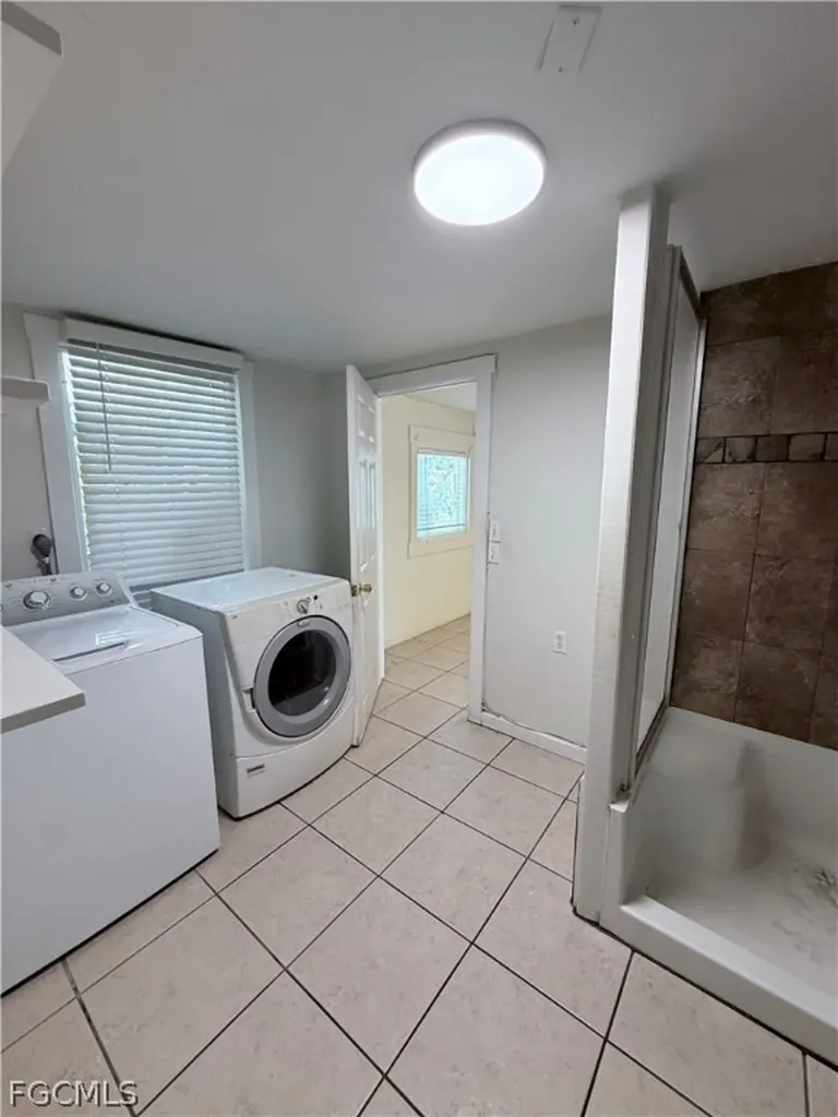 3768 Desoto Avenue Fort Myers FL 33916