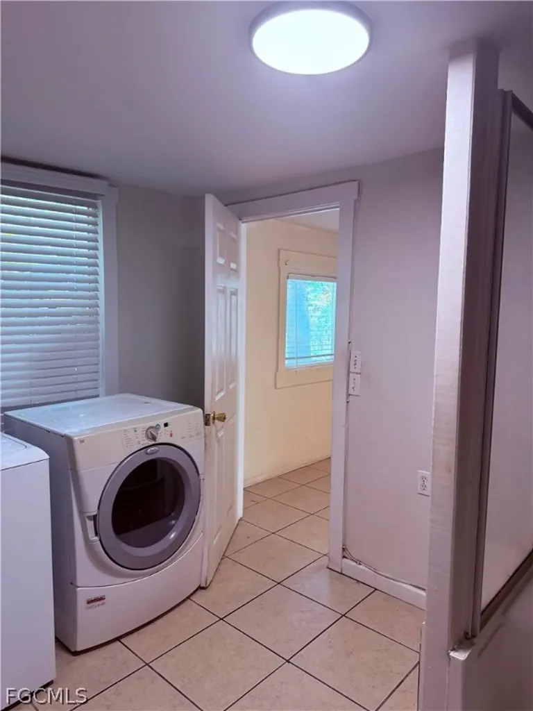 3768 Desoto Avenue Fort Myers FL 33916