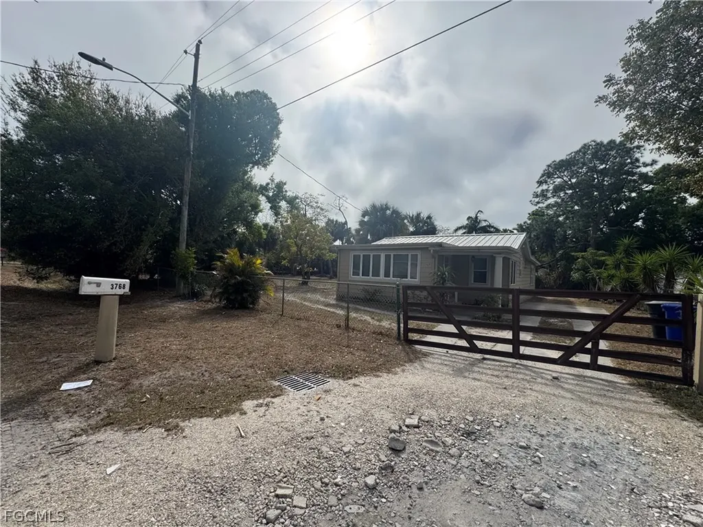 3768 Desoto Avenue Fort Myers FL 33916