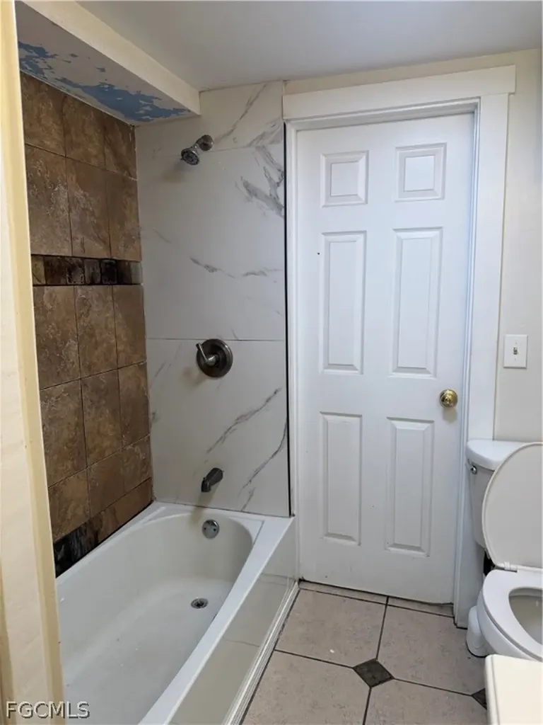 3768 Desoto Avenue Fort Myers FL 33916