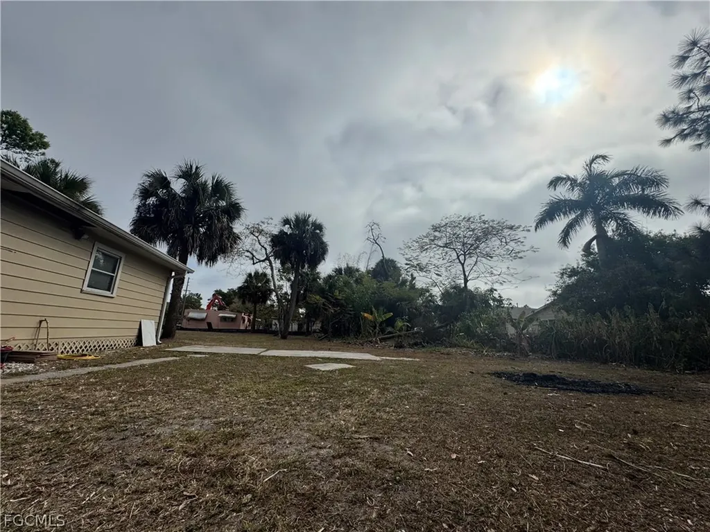 3768 Desoto Avenue Fort Myers FL 33916
