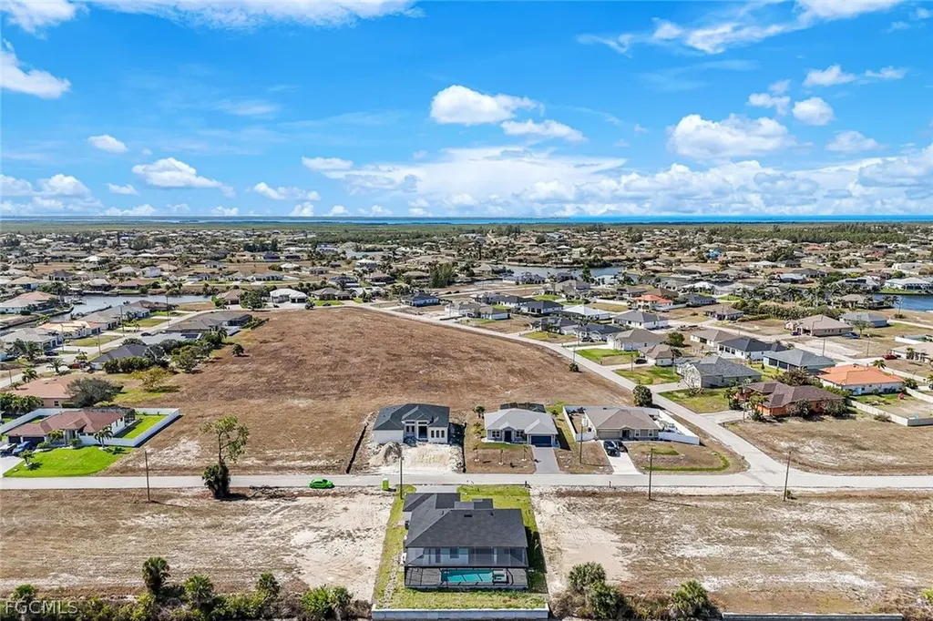 1925 NW 34th Place Cape Coral FL 33993