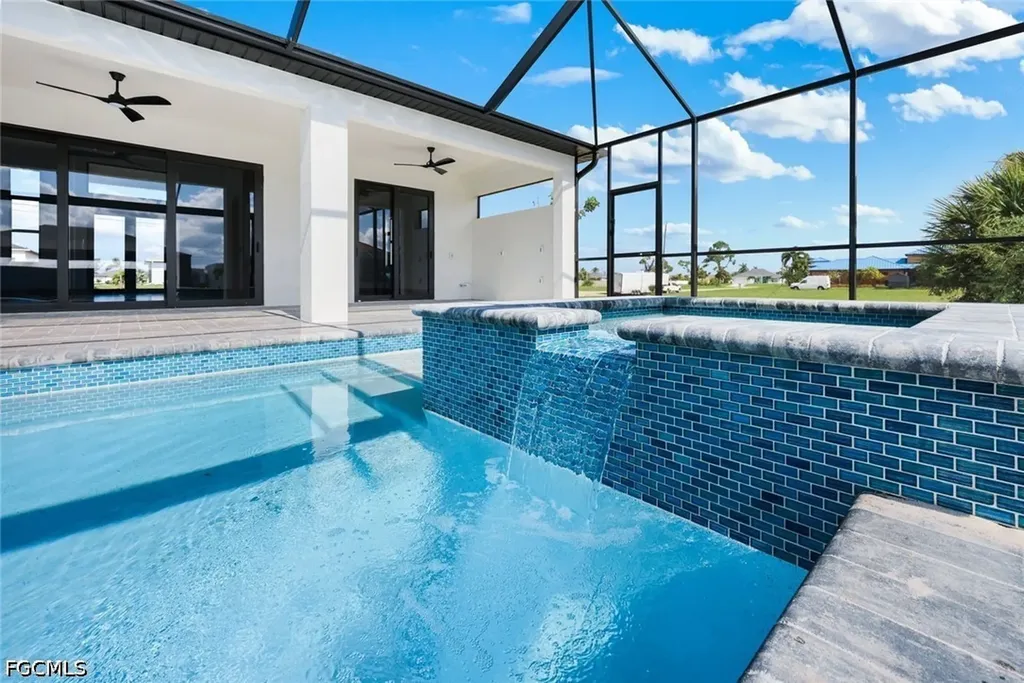 1925 NW 34th Place Cape Coral FL 33993