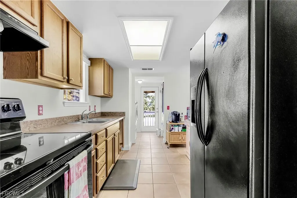2420 Poinciana Avenue St. James City FL 33956