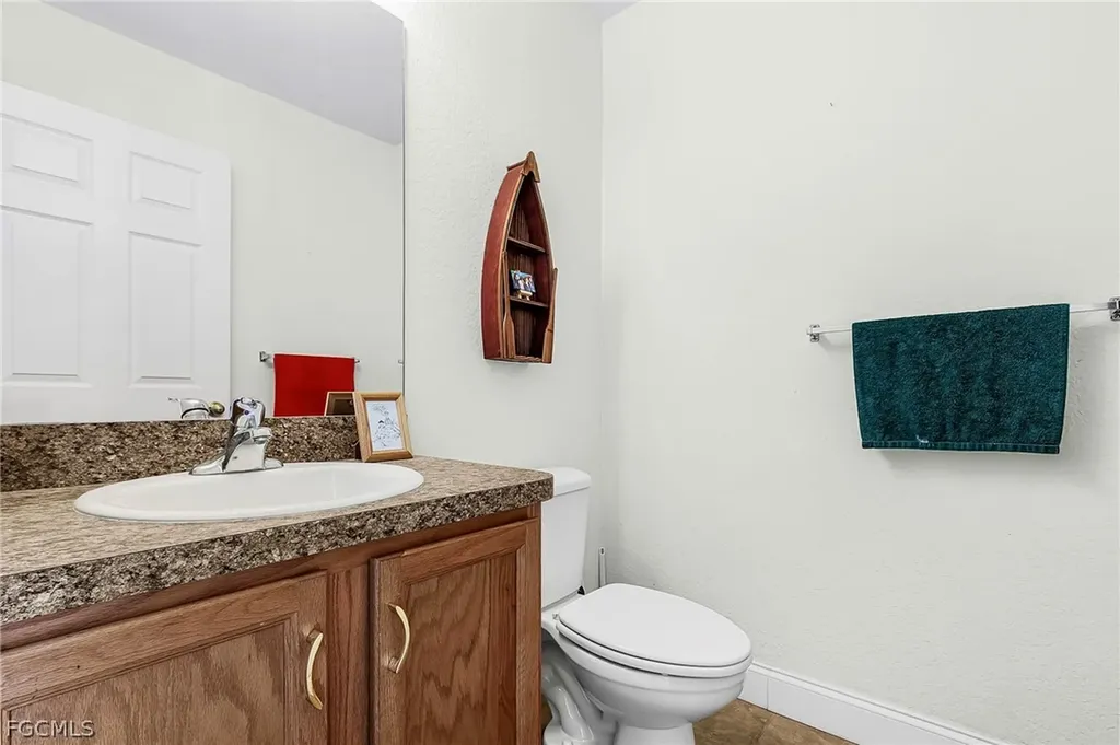 2420 Poinciana Avenue St. James City FL 33956