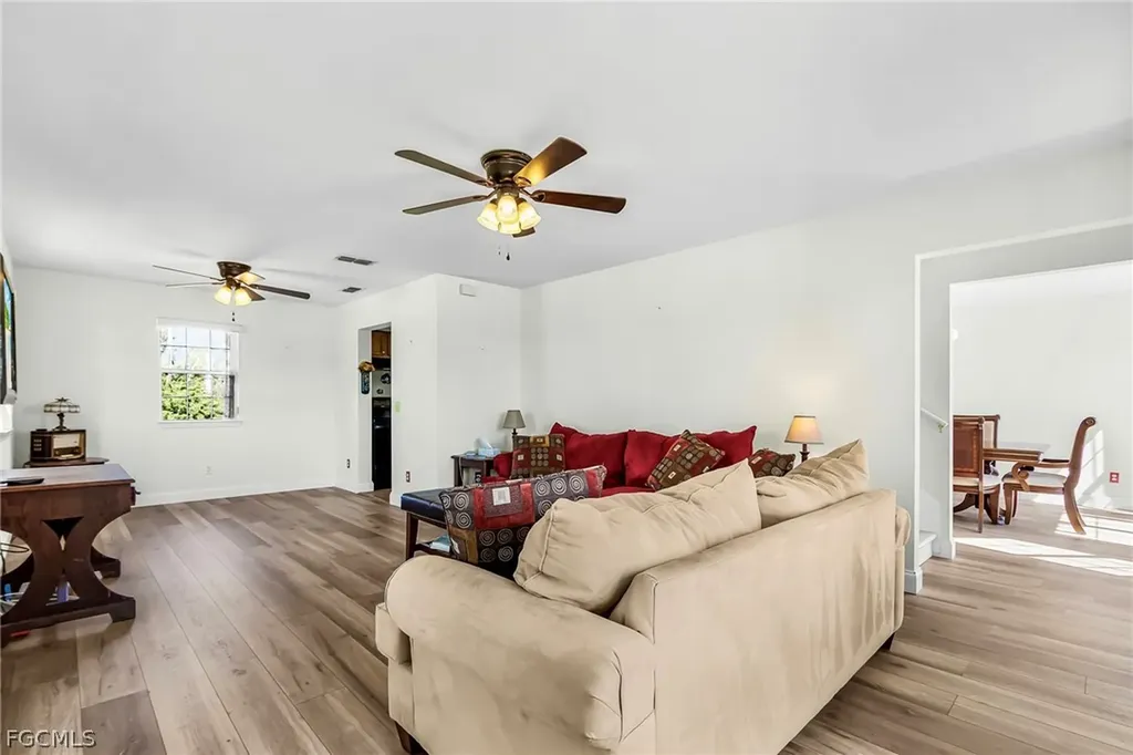 2420 Poinciana Avenue St. James City FL 33956