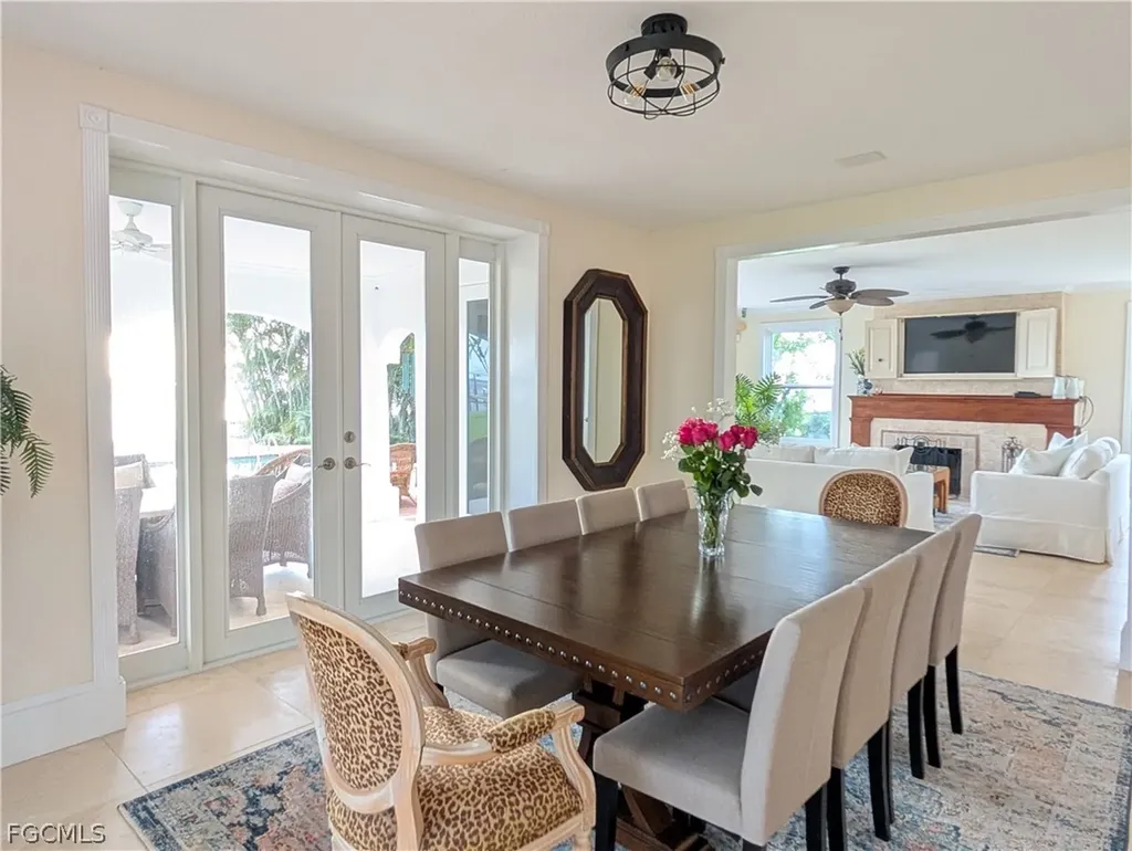2878 Valencia Way Fort Myers FL 33901