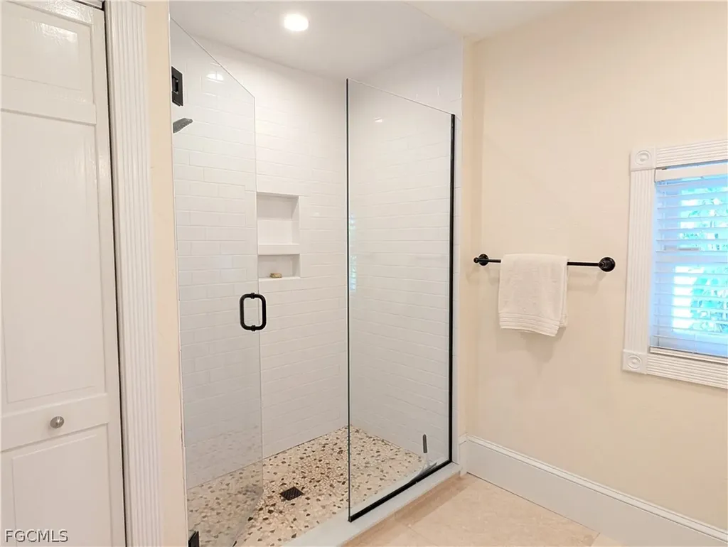 2878 Valencia Way Fort Myers FL 33901