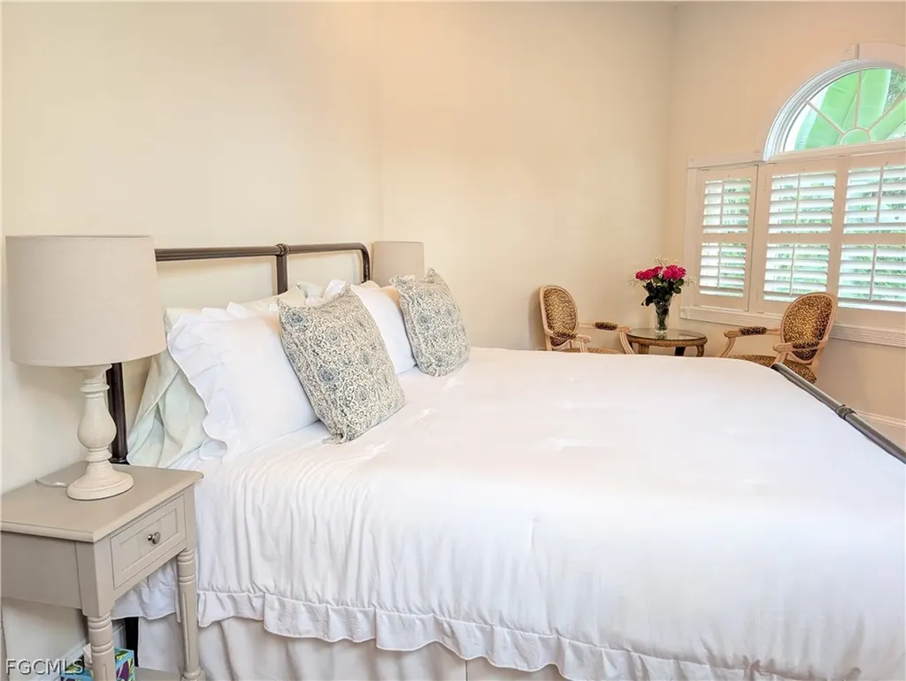 2878 Valencia Way Fort Myers FL 33901