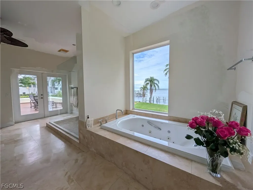 2878 Valencia Way Fort Myers FL 33901