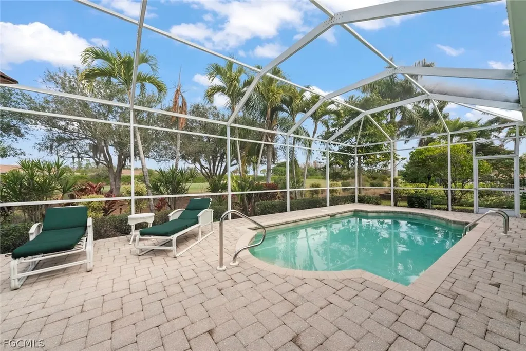 8201 Glenfinnan Circle Fort Myers FL 33912