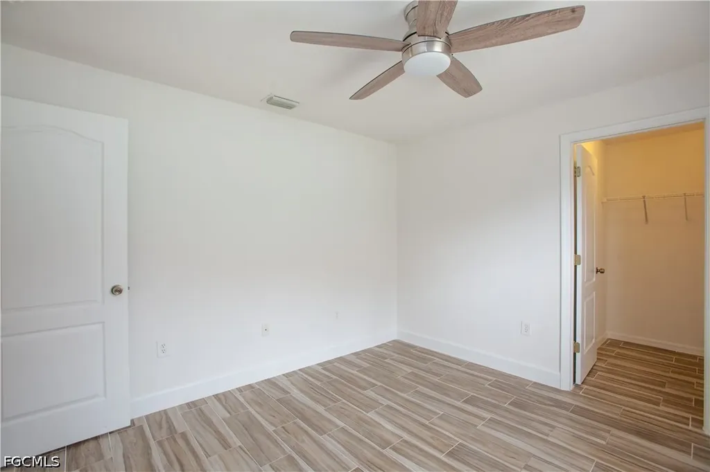 2110 SW 38th Terrace Cape Coral FL 33914