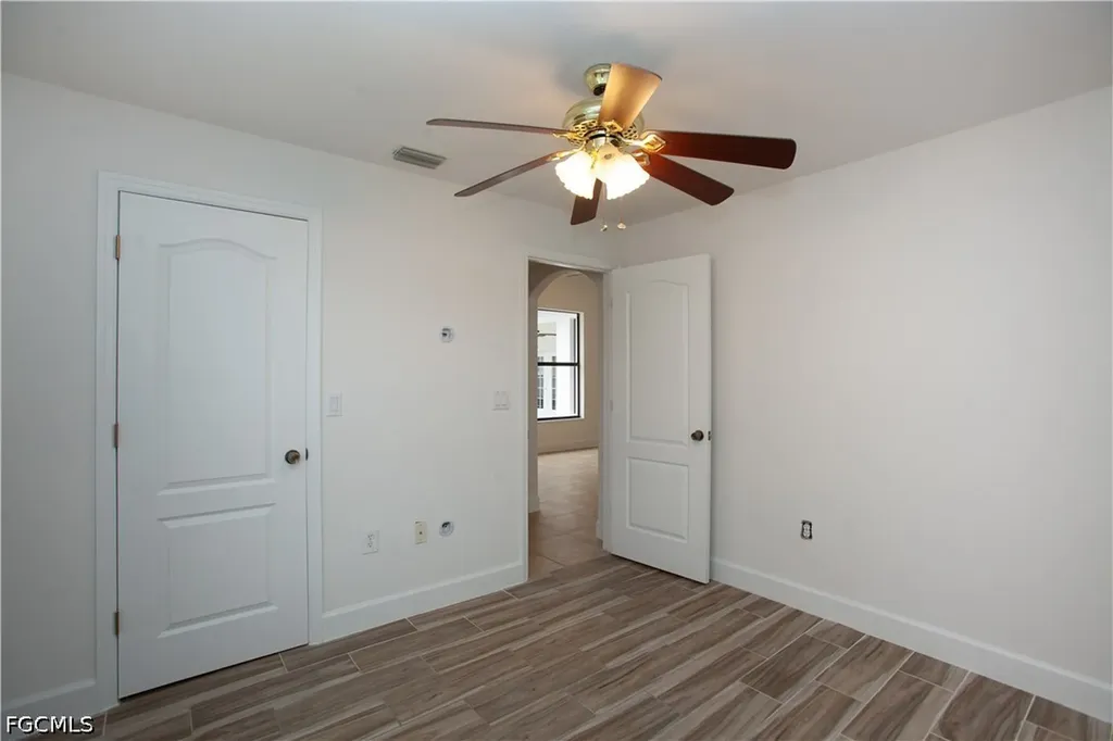 2110 SW 38th Terrace Cape Coral FL 33914
