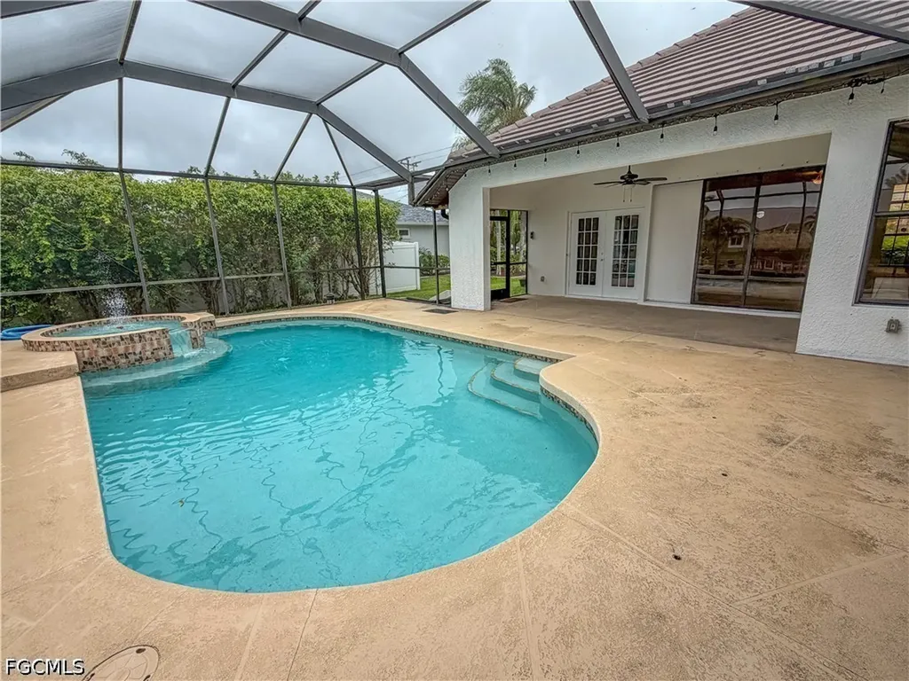 2110 SW 38th Terrace Cape Coral FL 33914