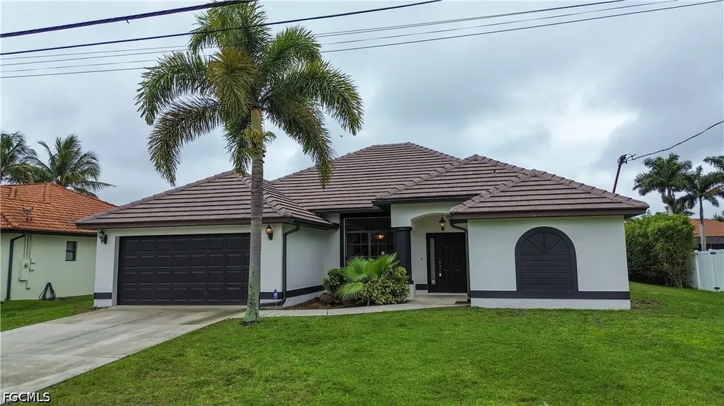 2110 SW 38th Terrace Cape Coral FL 33914
