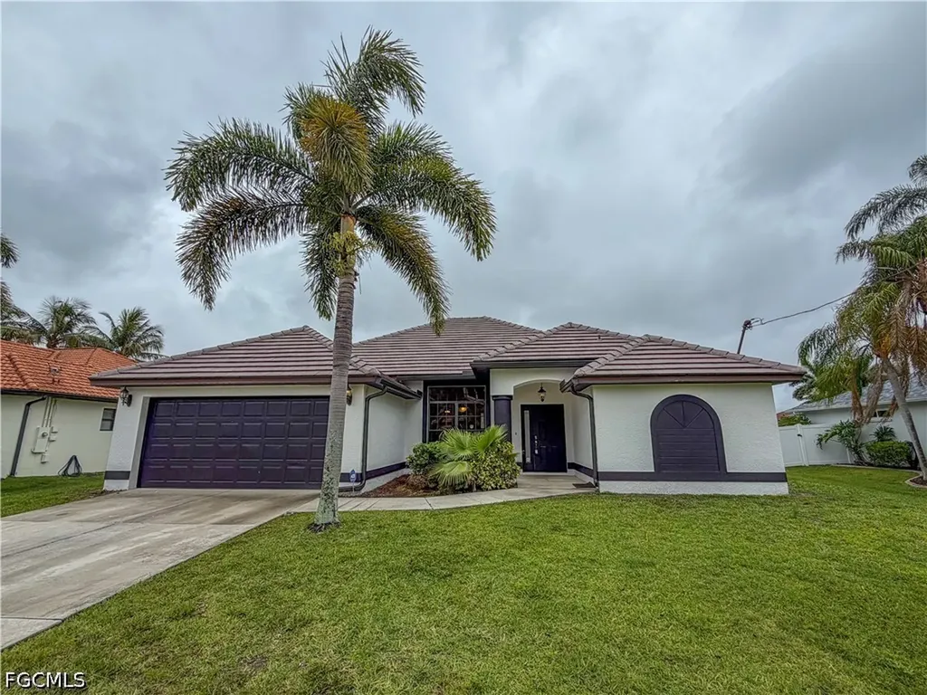 2110 SW 38th Terrace Cape Coral FL 33914