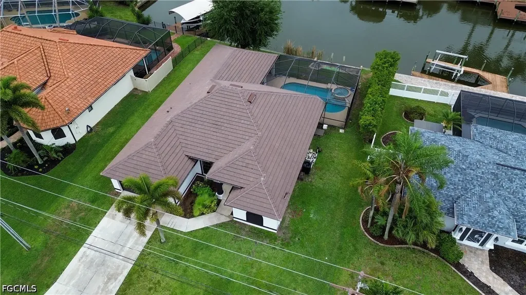 2110 SW 38th Terrace Cape Coral FL 33914