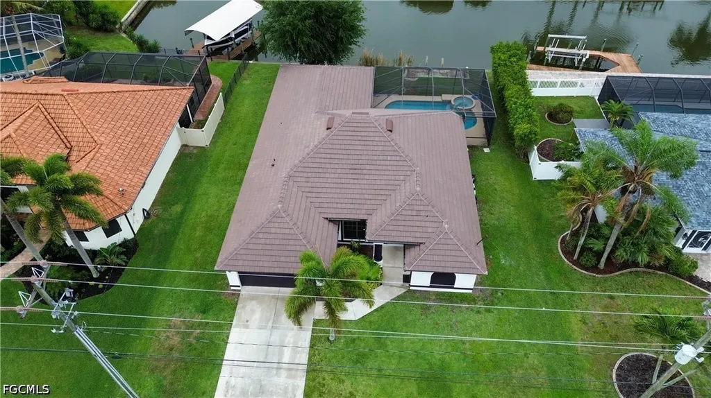 2110 SW 38th Terrace Cape Coral FL 33914