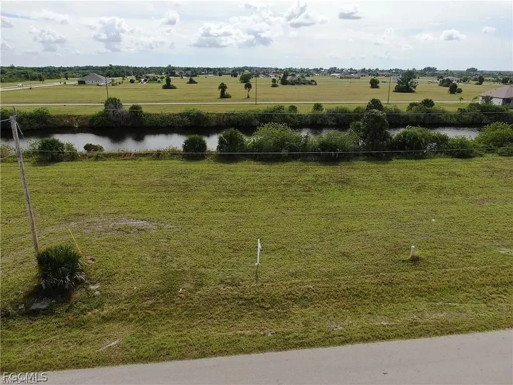 4102 NW 39th Lane Cape Coral FL 33993