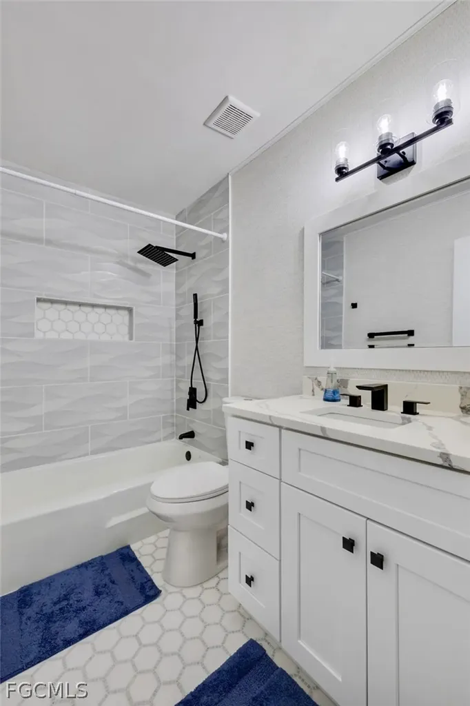 3326 New South Province Boulevard Fort Myers FL 33907