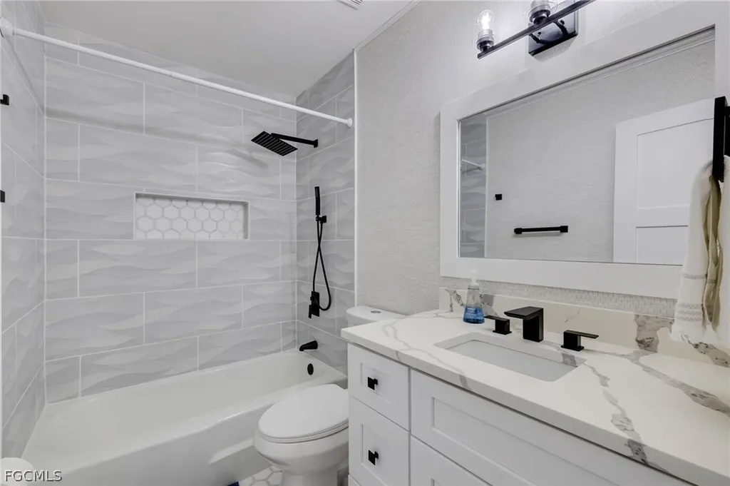 3326 New South Province Boulevard Fort Myers FL 33907