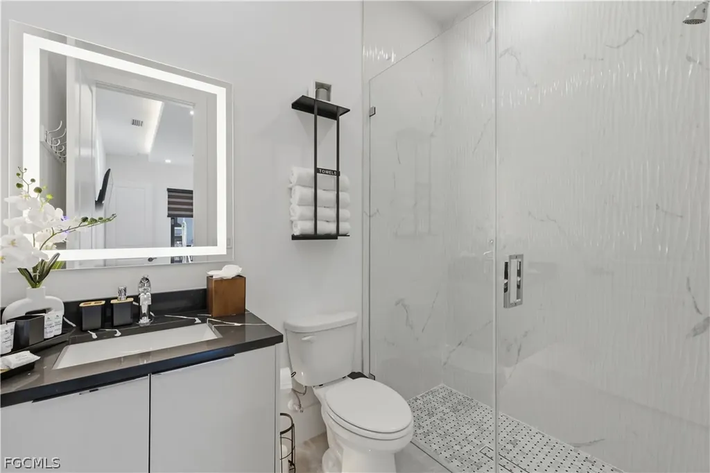 2402 Everest Parkway Cape Coral FL 33904