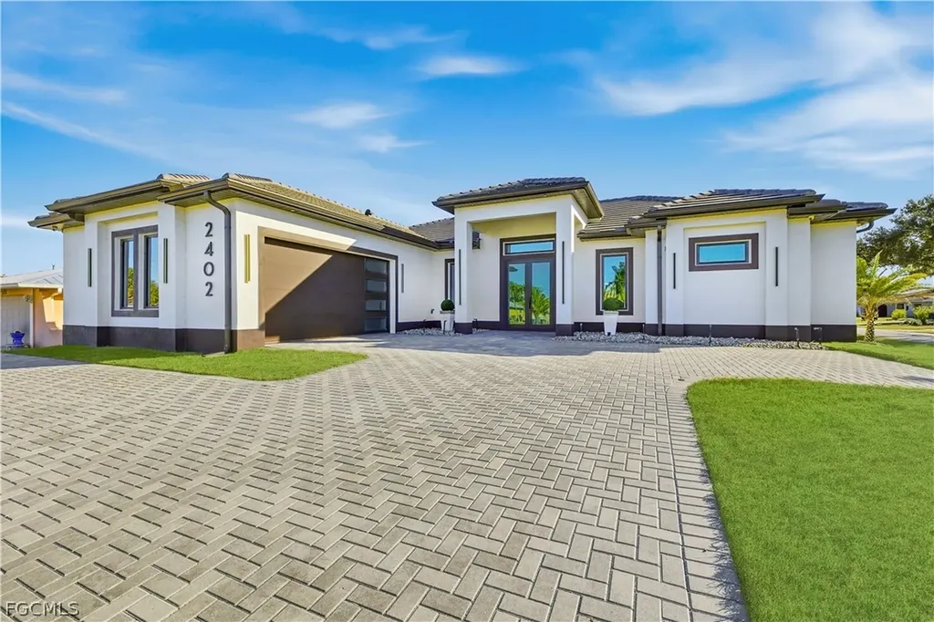 2402 Everest Parkway Cape Coral FL 33904