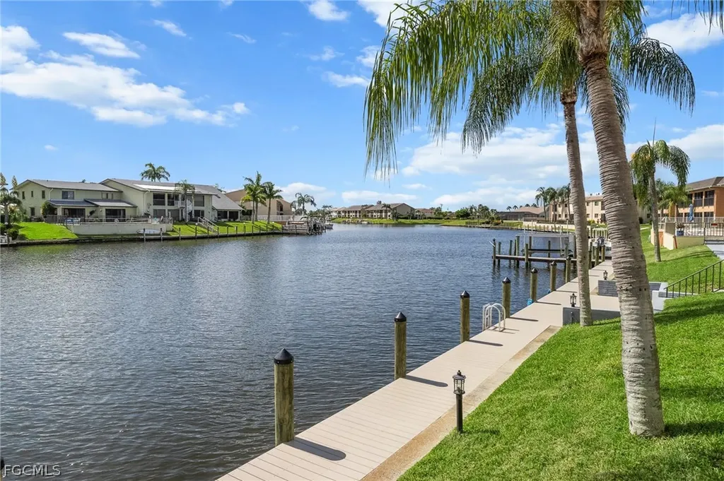 3631 SE 10th Avenue Cape Coral FL 33904