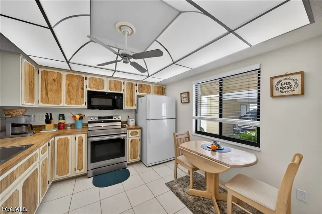 3631 SE 10th Avenue Cape Coral FL 33904
