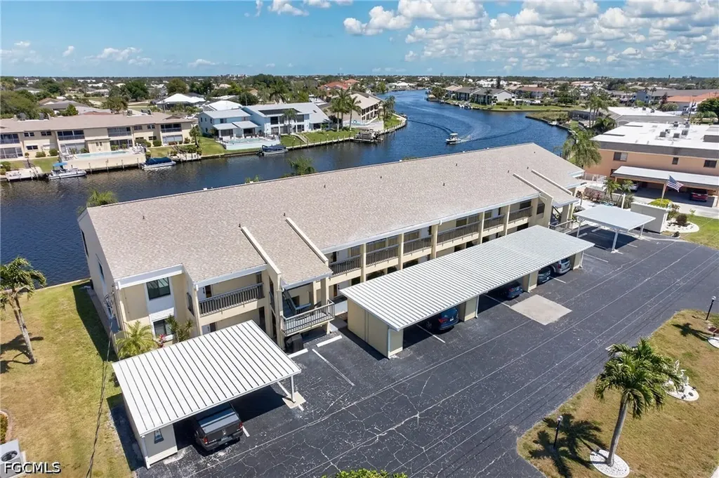 3631 SE 10th Avenue Cape Coral FL 33904