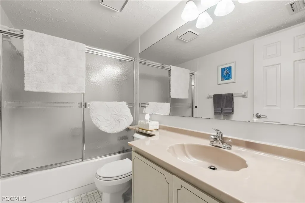 3631 SE 10th Avenue Cape Coral FL 33904
