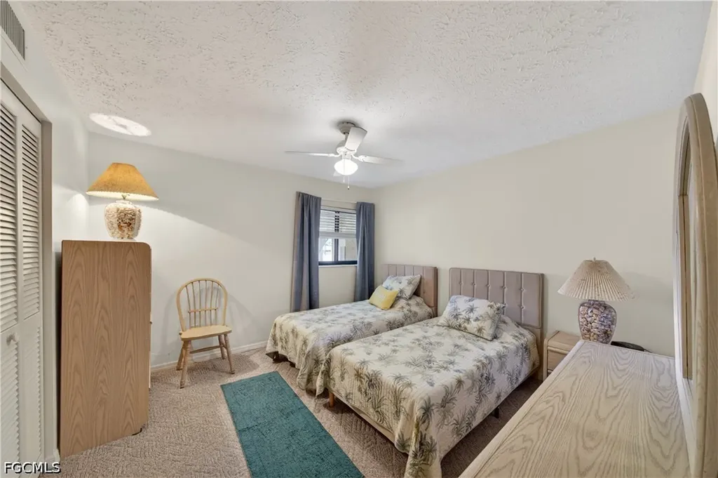 3631 SE 10th Avenue Cape Coral FL 33904