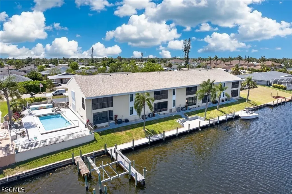 3631 SE 10th Avenue Cape Coral FL 33904