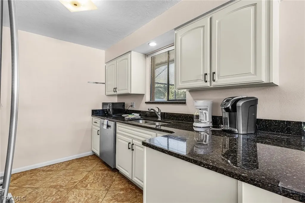 3730 SE 3rd Avenue Cape Coral FL 33904