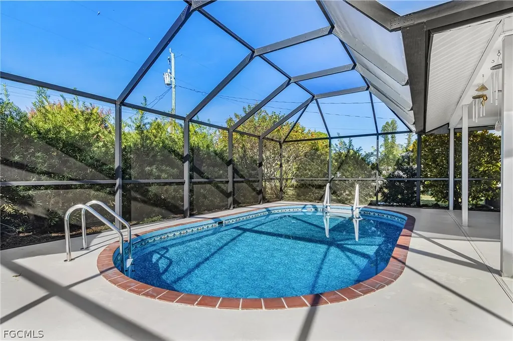 3730 SE 3rd Avenue Cape Coral FL 33904