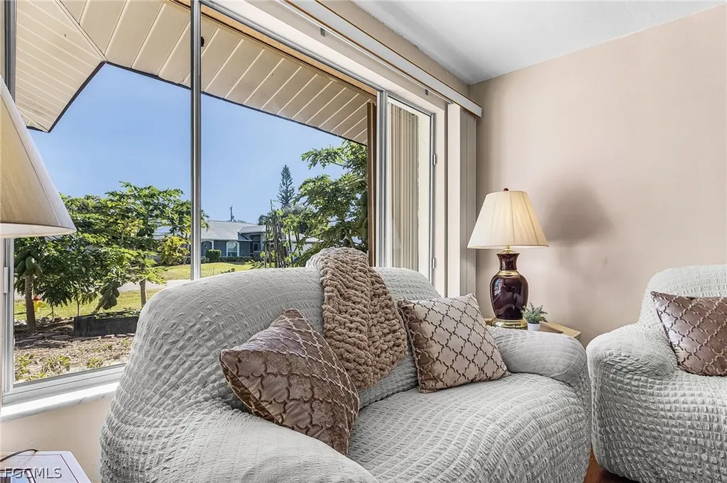 3730 SE 3rd Avenue Cape Coral FL 33904