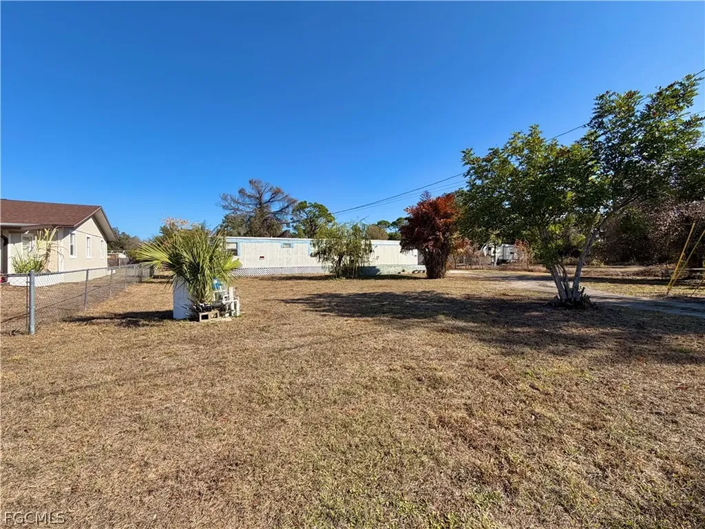 2204 Tucker Lane North Fort Myers FL 33917