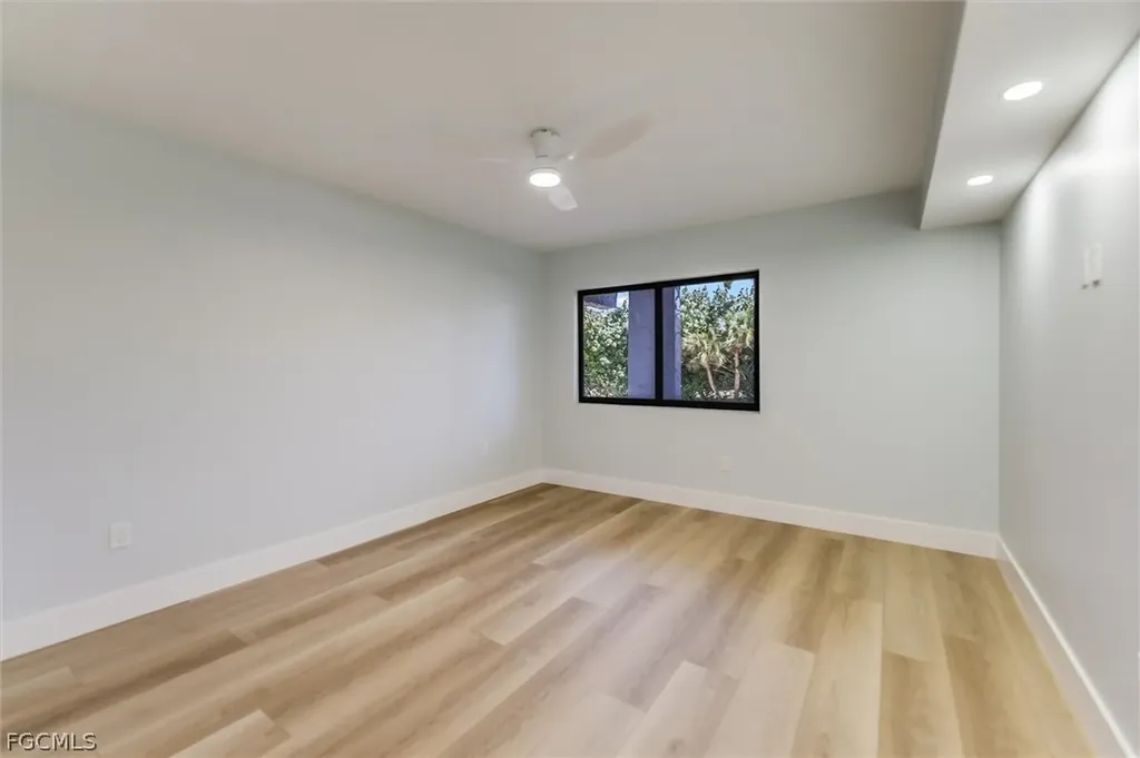 2445 W Gulf Drive Sanibel FL 33957