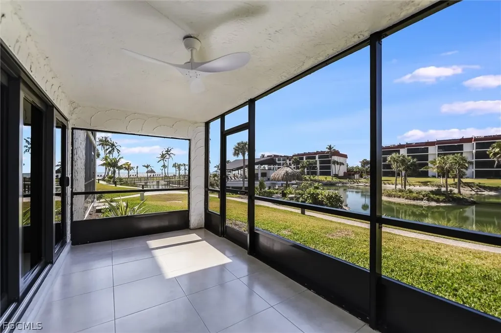 2445 W Gulf Drive Sanibel FL 33957