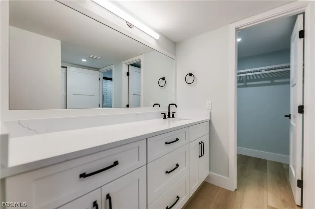 2445 W Gulf Drive Sanibel FL 33957