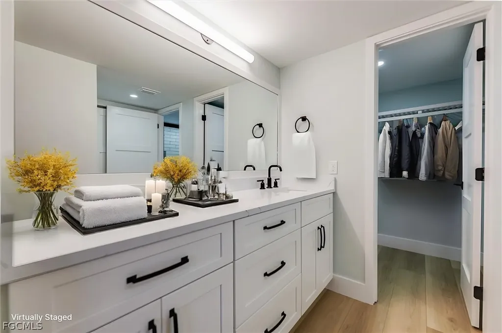 2445 W Gulf Drive Sanibel FL 33957