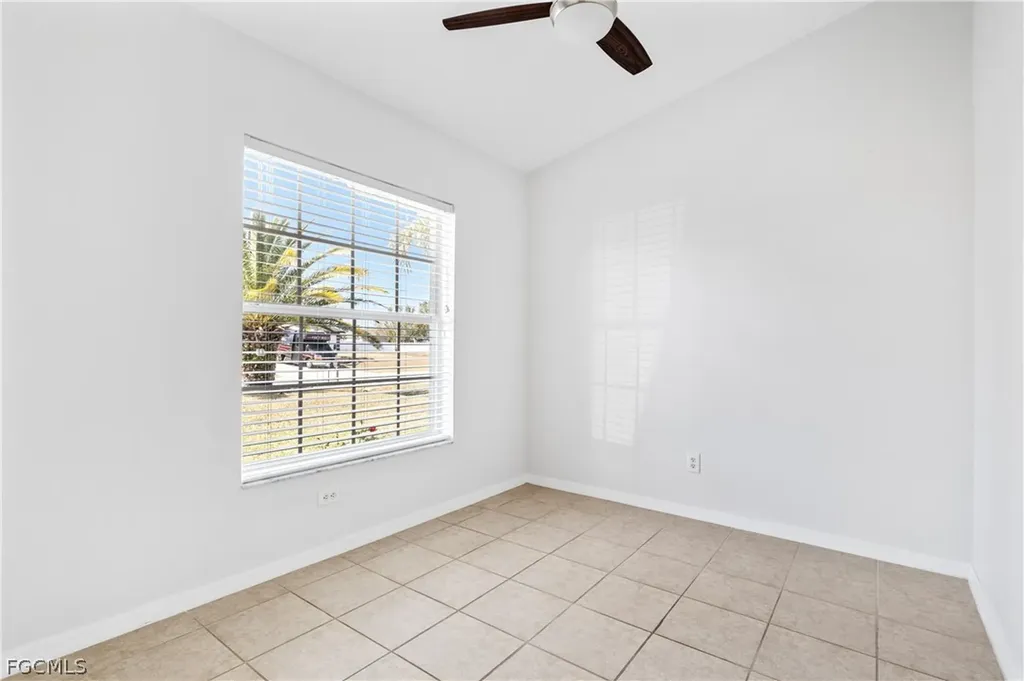 1109 NW 1st Avenue Cape Coral FL 33993