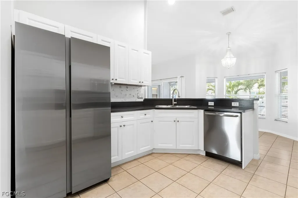 1109 NW 1st Avenue Cape Coral FL 33993